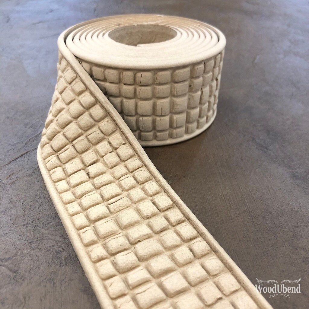 WoodUbend  bendable when heated. Trim TR 0118 IE.215 x 5.7 cm