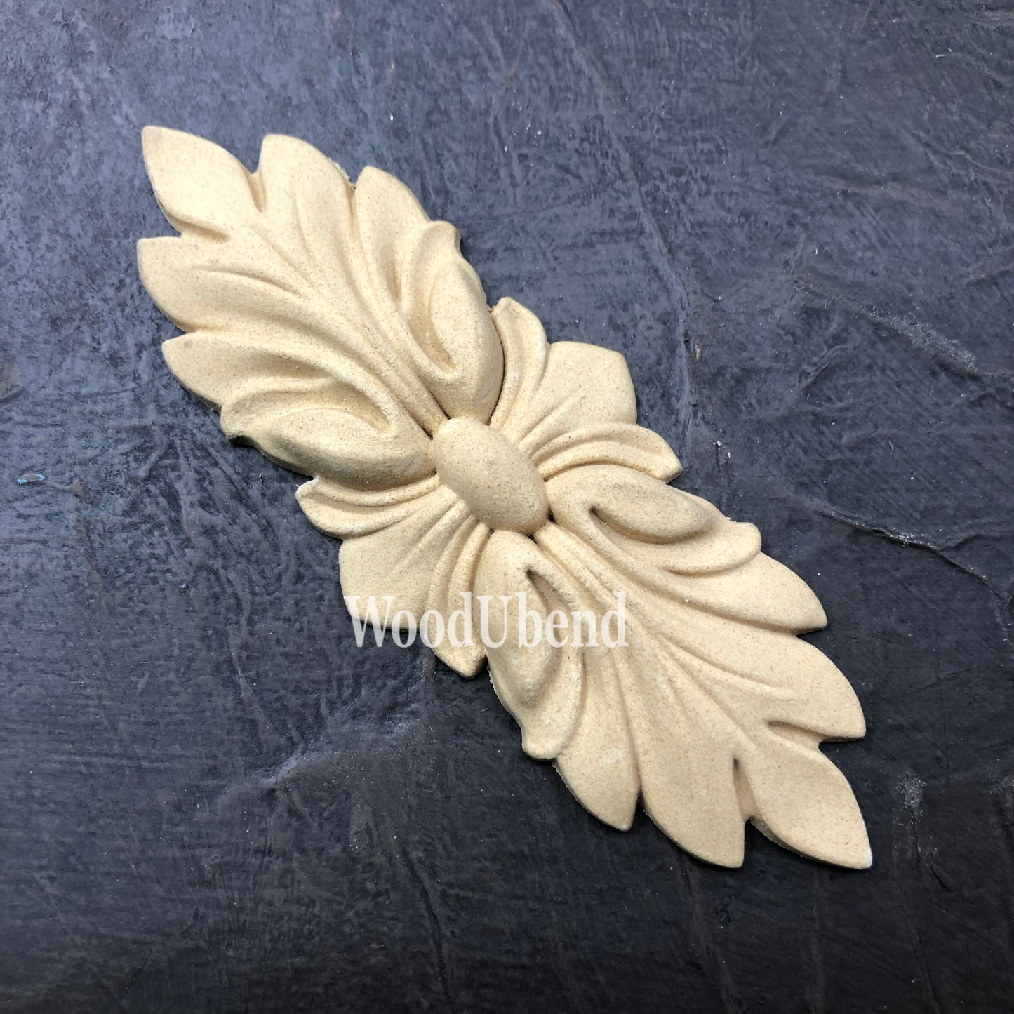 woodubend Leafy Pediments WUB 1329.12, 4.5x12cm bendable when heated