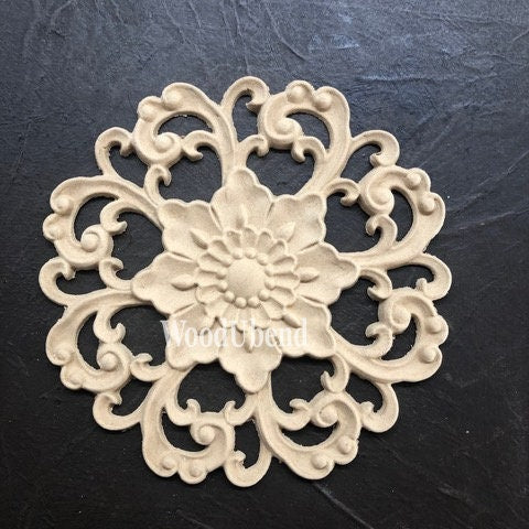 woodubend 14.5 cmx 14.5 cm, carved delicate Furniture Moulding, SKU 2172 Bendable when heated