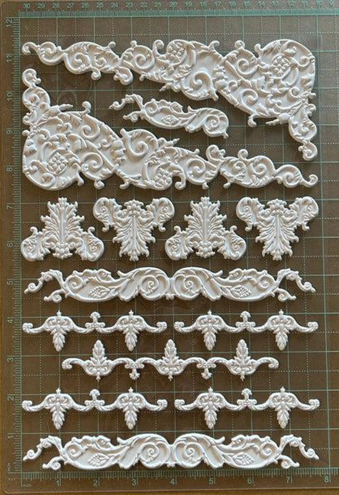 LaBlanche Vintage Embellishment stickers -Vintage Border Flourish